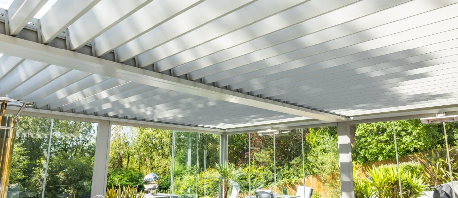 B200XL in Broadstone with Open Louvred Roof 