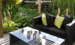 how to make the most of a small outdoor space